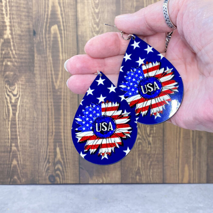Patriotic-Earrings-USA-R.jpg