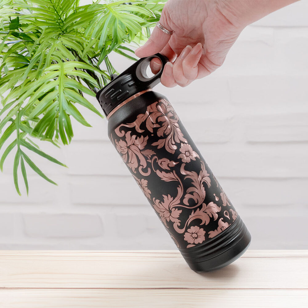 Polar Camel Engraved 32 oz water bottle – Pixel Boutique Décor