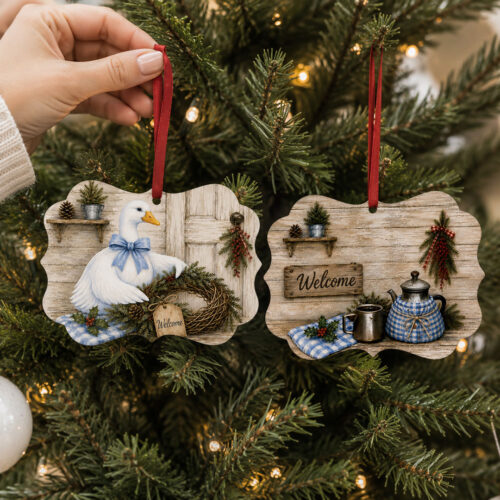 Holiday-Goose-1-Warm-Welcome-Ornie-tree